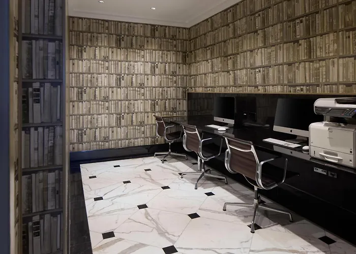 Hotel de 4 estrellas: Radisson Blu Hotel, London South Kensington