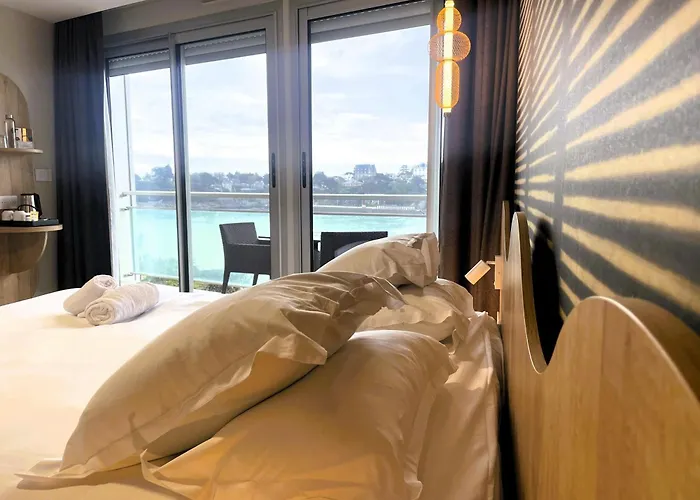Le Crystal Dinard, Sure Hotel Collection By Best Western