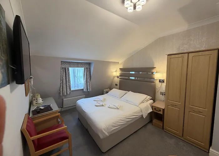 Admiral Hotel At Park Avenue