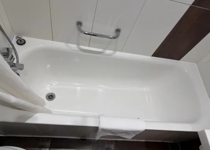 Admiral Hotel At Park Avenue