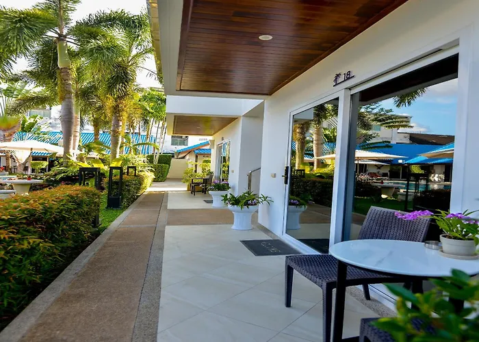 Phuket Airport - Sha Extra Plus