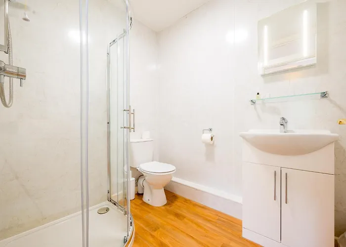 Guest house: Brendon Arms