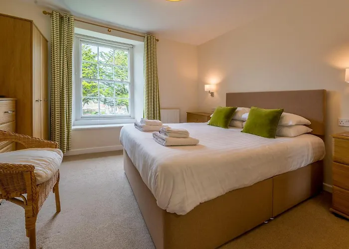 Guest house: Brendon Arms