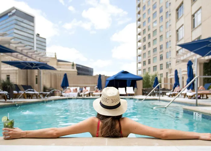 Hotels with tennis Ritz-Carlton, Dallas