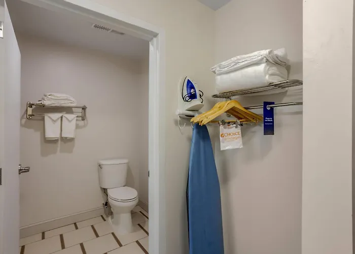 Comfort Inn & Suites Mt Laurel-Philadelphia