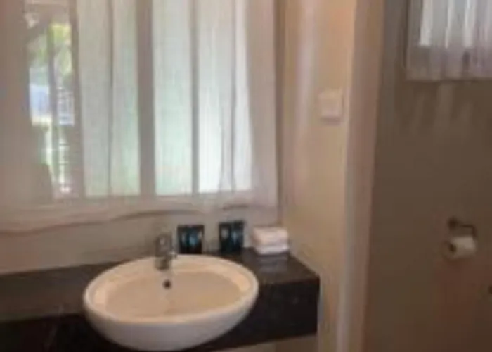 3 star hotel: Kalua Motel