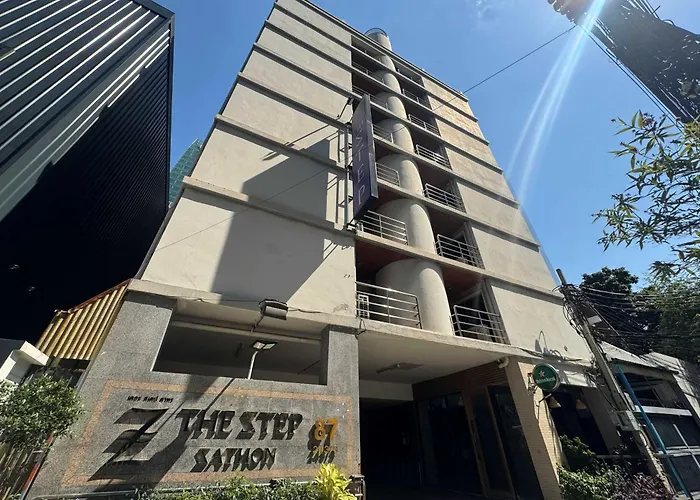 Step Sathon
