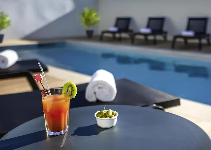 ibis Carcassonne Est la Cité