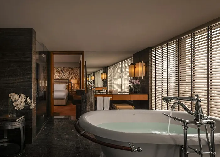 Mandarin Oriental, Hong Kong