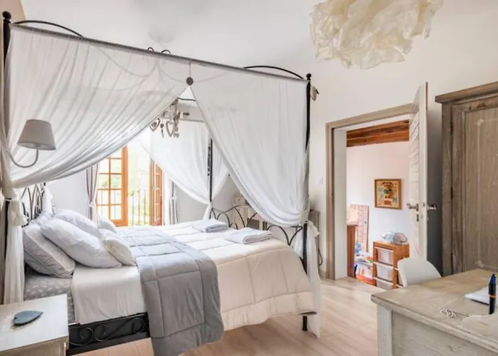 B&B Des Histoires D'Anges - Cote Jardin - Accueil Velo