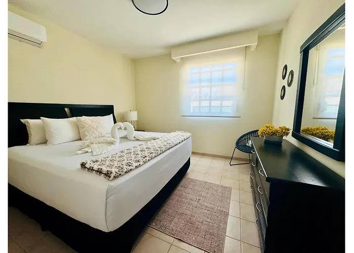 Cabina: Sm Apartments