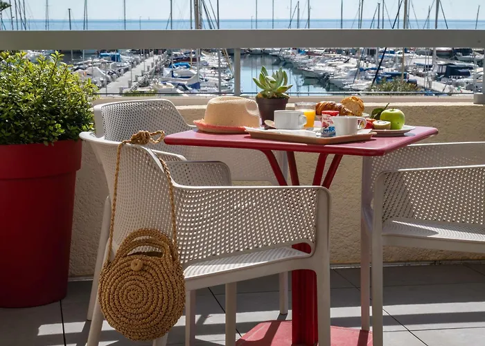  Ibis Budget Menton Bord De