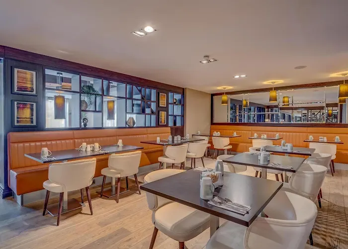 Kid friendly hotel Doubletree By Hilton London Ealing
