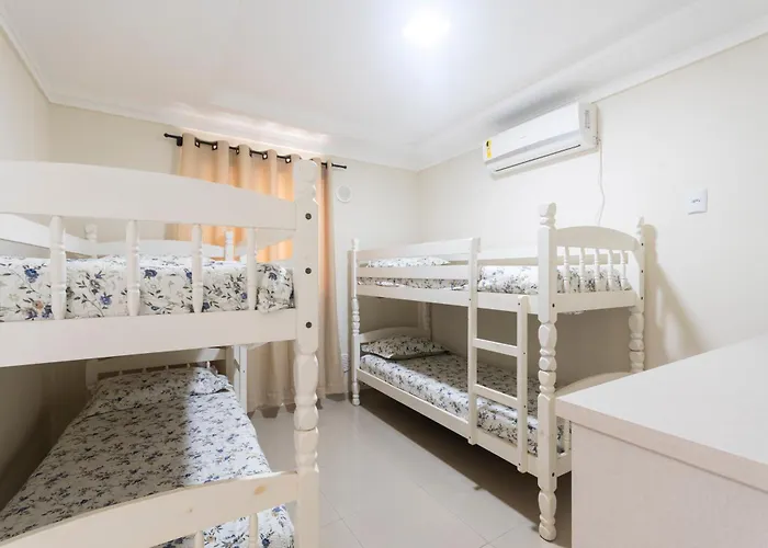  Bombinhas Tourist Apart