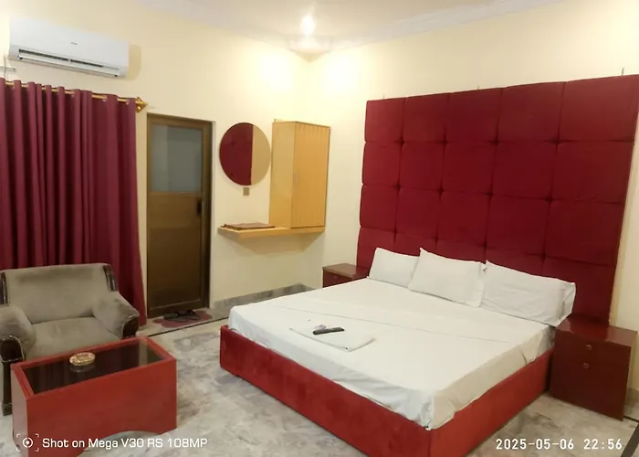 Hotel Crown Plaza, Near Karachi Airport, Darul Sehat Hospital, Dow, Agha Khan And Liaqat Hospital