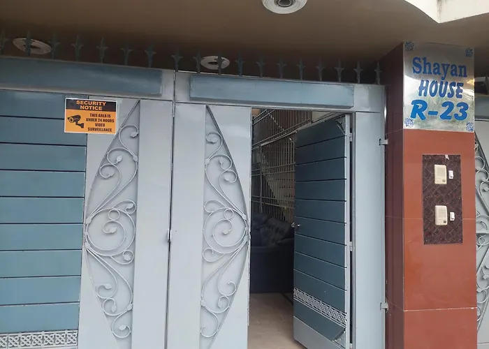 Guests house Family Guest House In Gulshan-E-Iqbal, Block-10