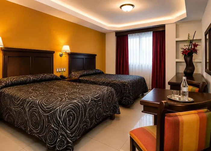 Cheap hotels Gran Via - Centro