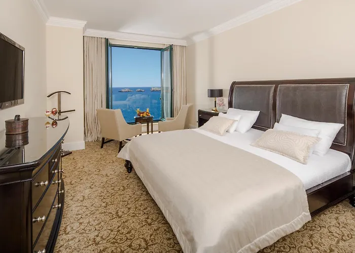 Luxury hotel only: Royal Princess Hotel