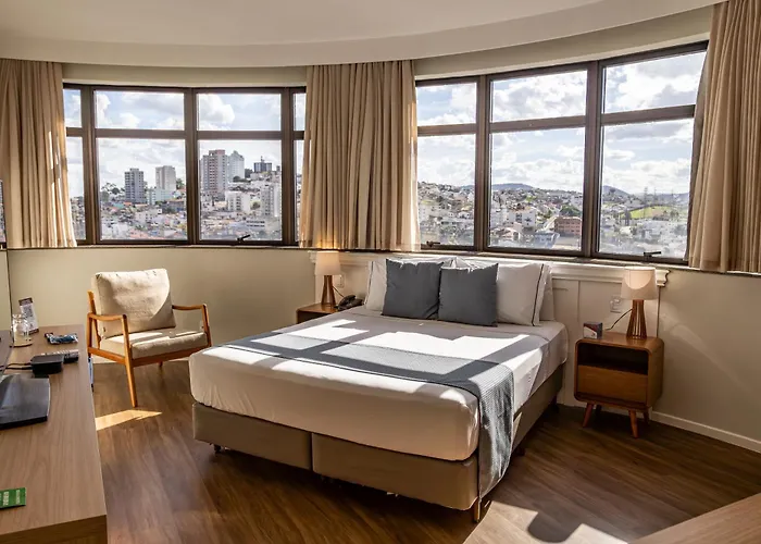 Marques Plaza Hotel