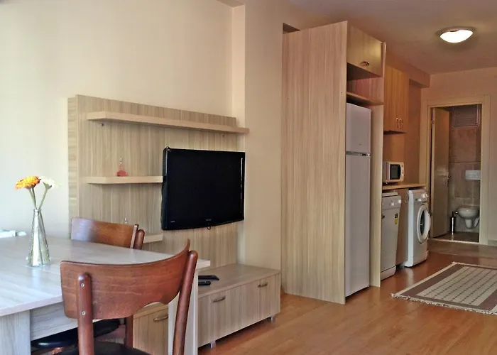 Atrium Suites
