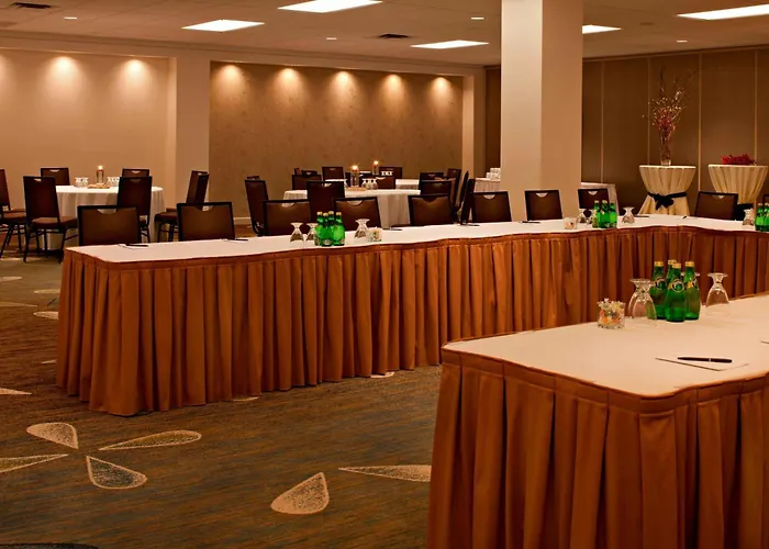 Delta Hotels By Marriott Winnipeg