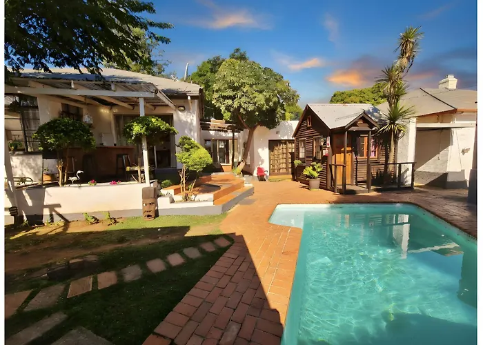 The Hostels Melville House