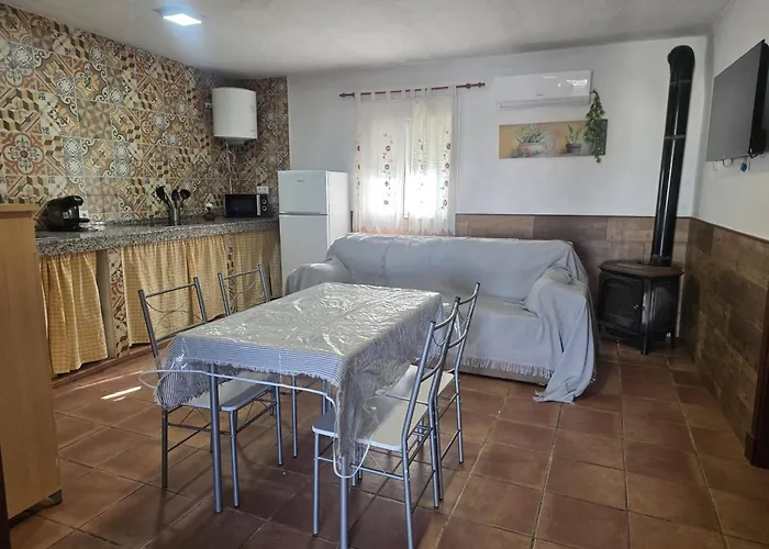 Casas Paqui y Pablo con piscina compartida en Complejo Rural el Mayorazgo