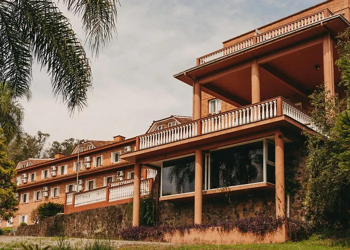 Farina Park Hotel