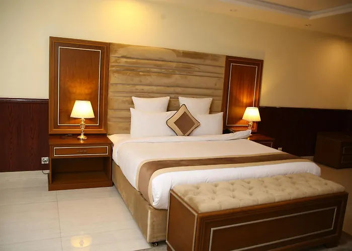 Al Nafoura Hotel