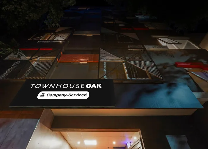 Hotels With Four Stars Super Townhouse Oak Indiranagar