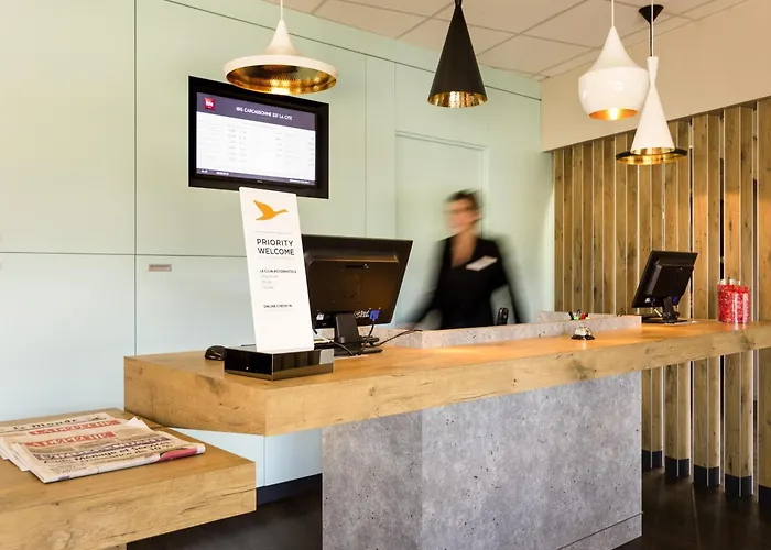 Ibis Carcassonne Est La Cite