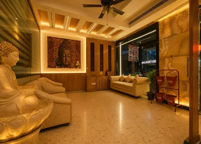 Baba Deluxe Near Railway Station And City Center -By Rcg s