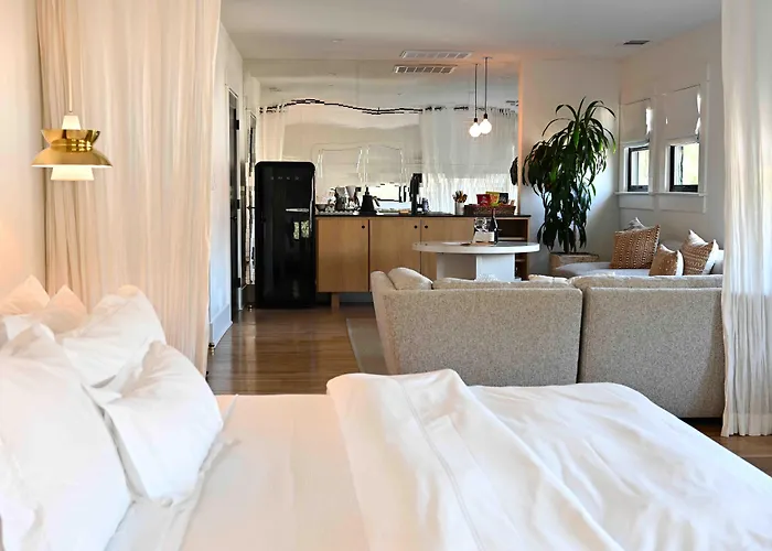 Hotel Covell