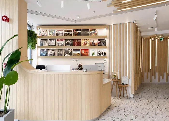 Bird Nest Suites