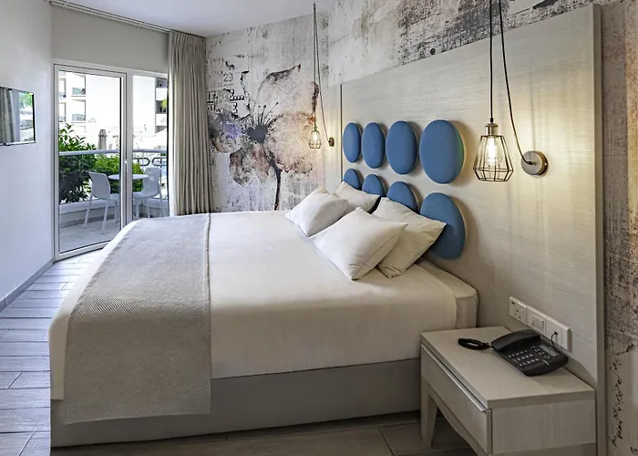 Vangelis Hotel&Suites