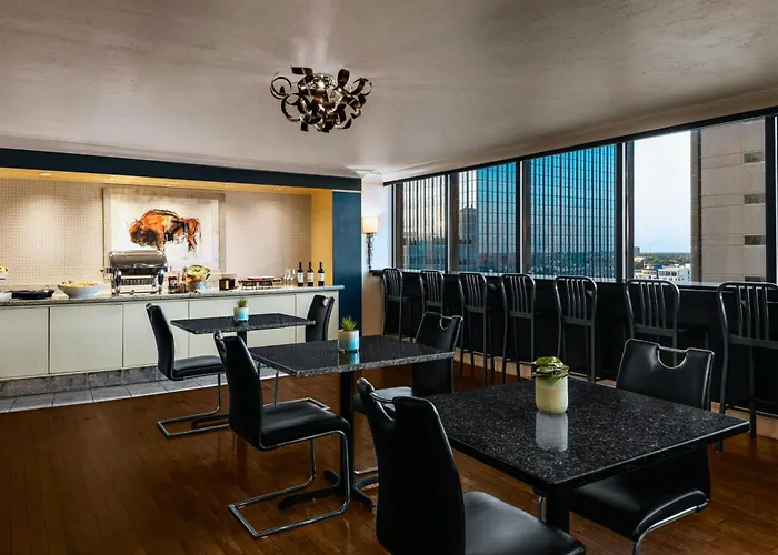 Hotels with pool Sheraton Oklahoma City Downtown