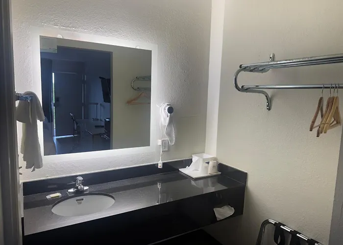 Kinderhotel Travelodge By Wyndham Fort Myers North