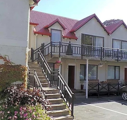 Motels Owens