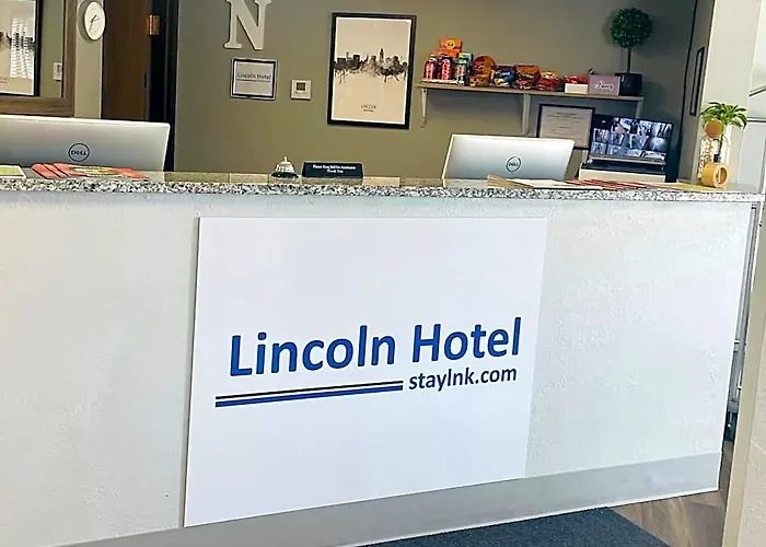 Days Inn By Wyndham Lincoln South