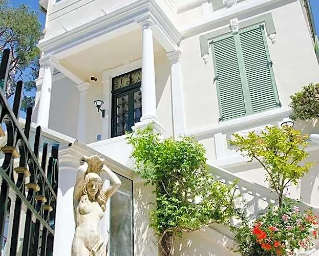 Emeraude Residence iere
