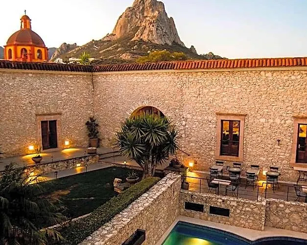 Family resorts Casa Mateo Boutique