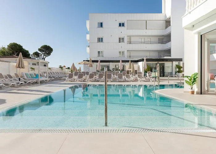 Welikehotel Triton Beach (Adults Only)