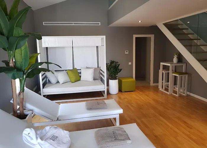 Bonnies Suites & Spa Valencia