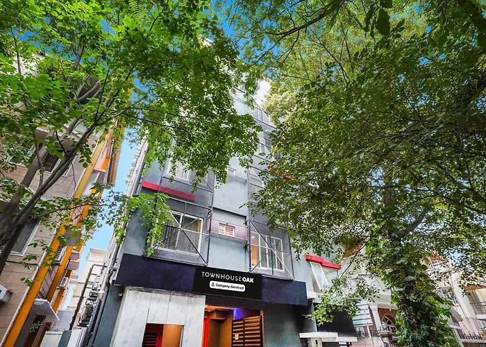 Hotels With Four Stars Super Townhouse Oak Indiranagar