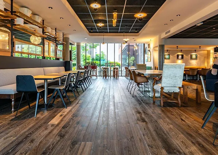 Novotel Suites Centre