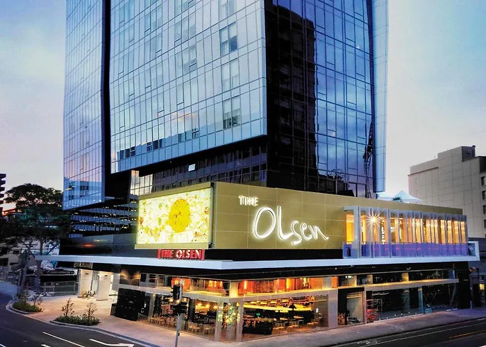 Beach Hotels Olsen Melbourne Art Series