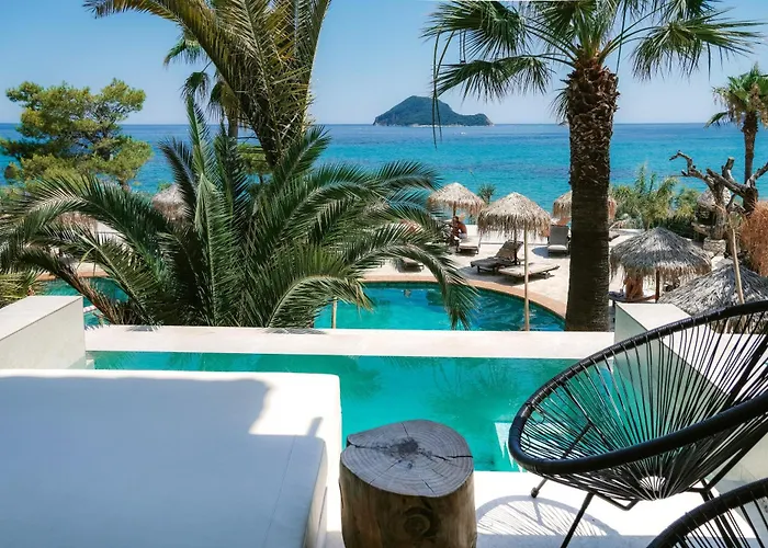 Gloria Maris Hotel Suites And Villas
