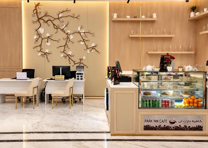 Al Mansour Park Inn Hotel&Apartment