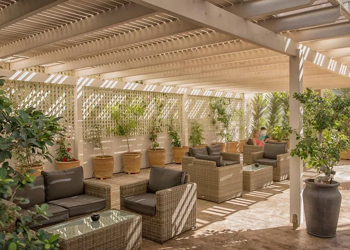 Irini Hotel