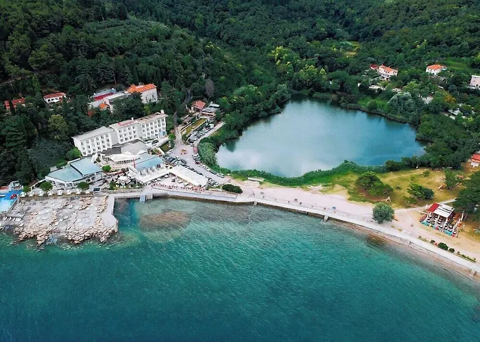 Barbara Piran Beach Hotel